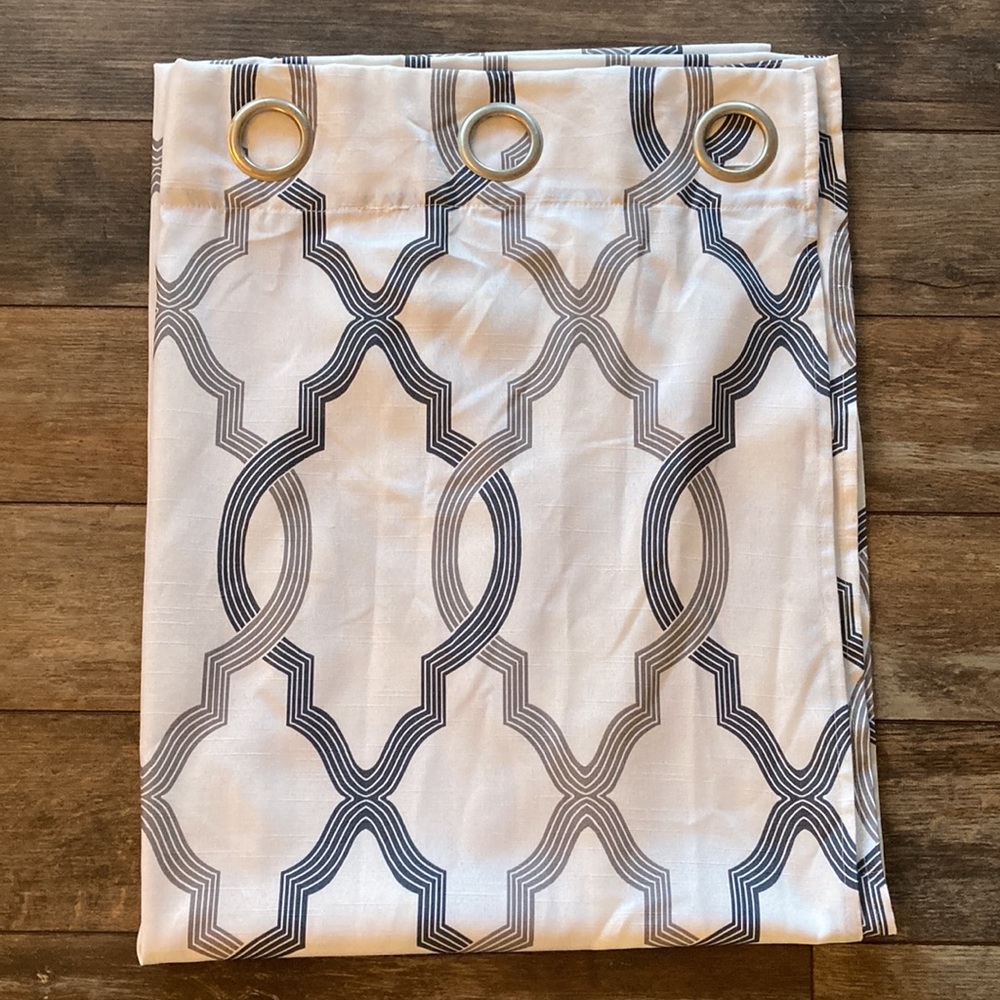 2 Sets (4 pcs) curtains